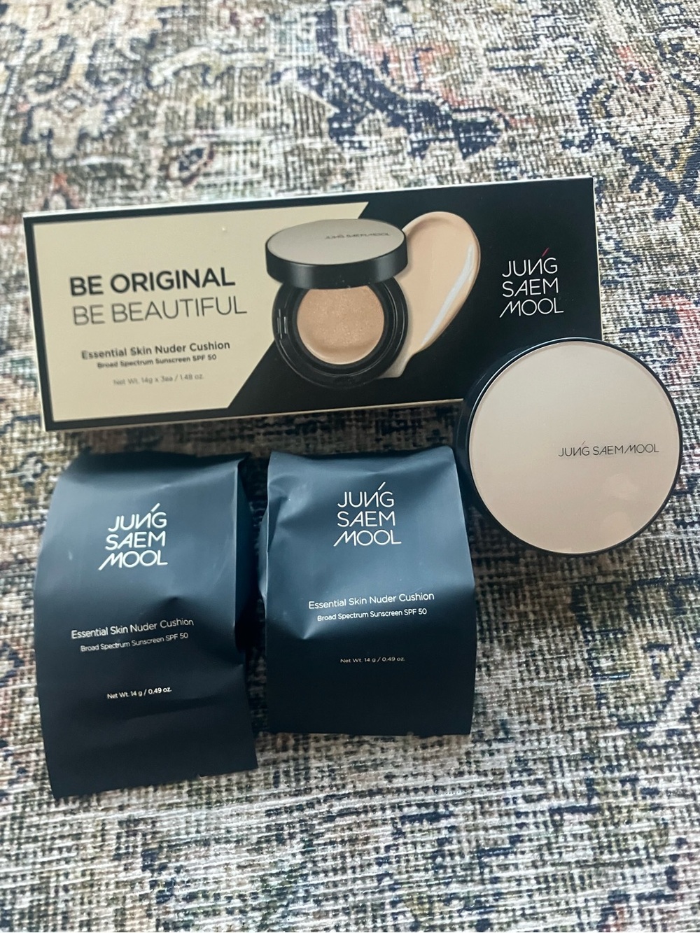 Viral Jung Saem Mool Complexion Cushion SPF 50